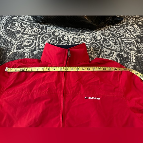 Men’s Tommy Hilfiger Lightweight Jacket - Picture 6 of 9